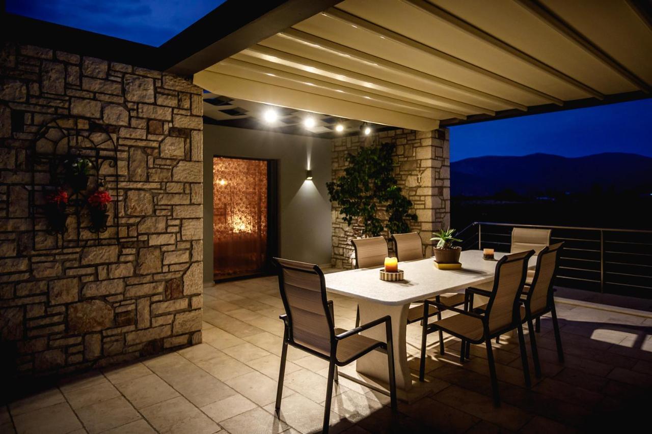 Gravaris House Apartment