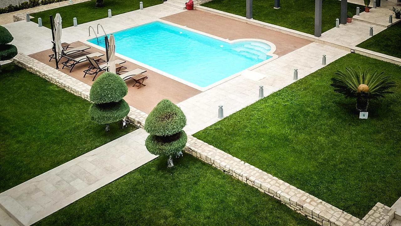 Gravaris House Apartment *